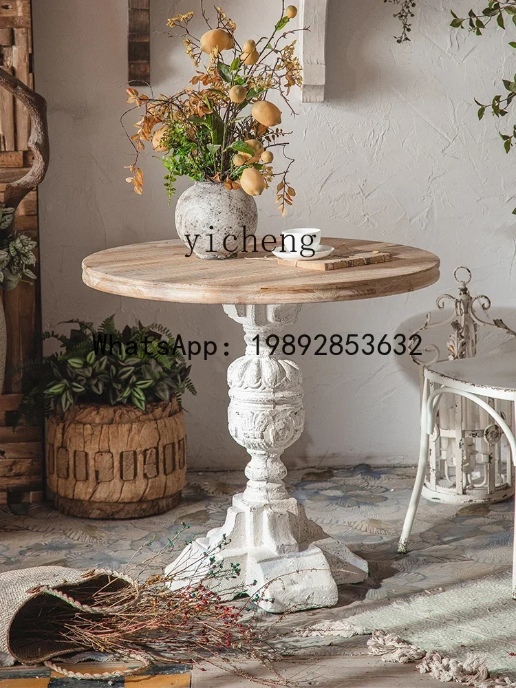 Home Decor Website - Table d'appoint ronde rouge rétro vieillie